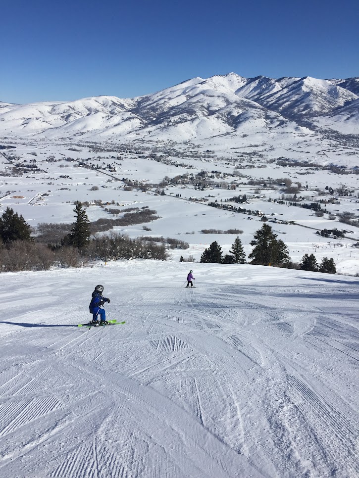 photo of my kids skiing